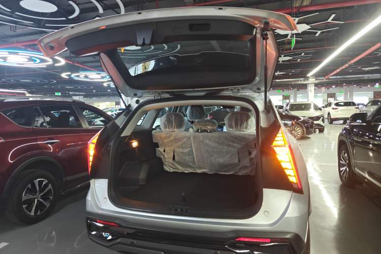 Used Geely Auto FX11 2023 1.5TD DCT Glory Edition Trunk