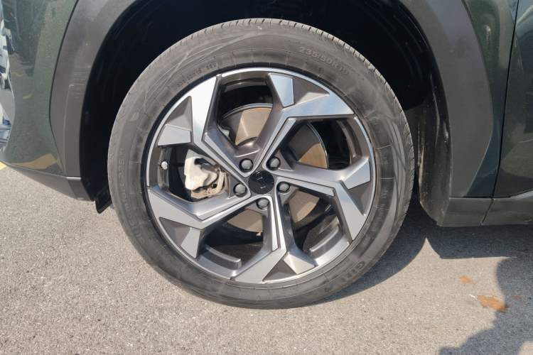 Used Geely Auto FX11 2023 1.5TD DCT Glory Edition Exterior 4