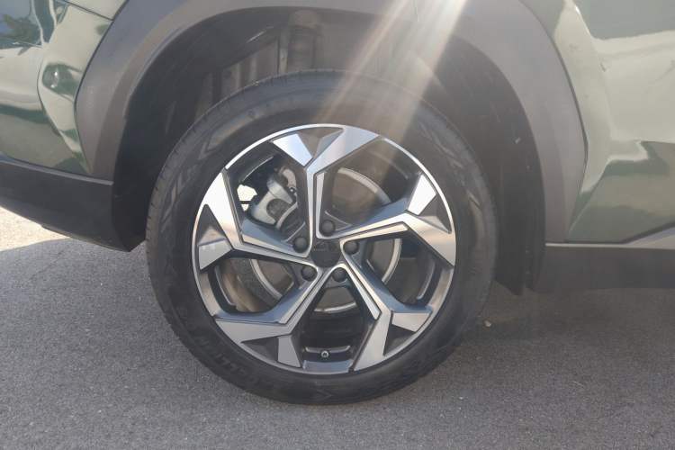 Used Geely Auto FX11 2023 1.5TD DCT Glory Edition Exterior 5