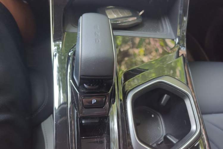Used Geely Auto FX11 2023 1.5TD DCT Glory Edition Gear Lever