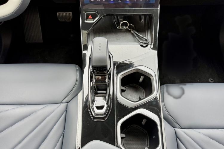 Used Geely Auto FX11 2023 1.5TD DCT Glory Edition Interior 12