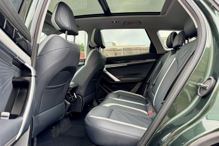 Used Geely Auto FX11 2023 1.5TD DCT Glory Edition Interior 7