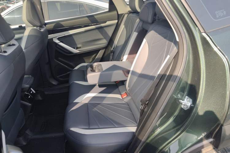 Used Geely Auto FX11 2023 1.5TD DCT Glory Edition Left Rear Seat