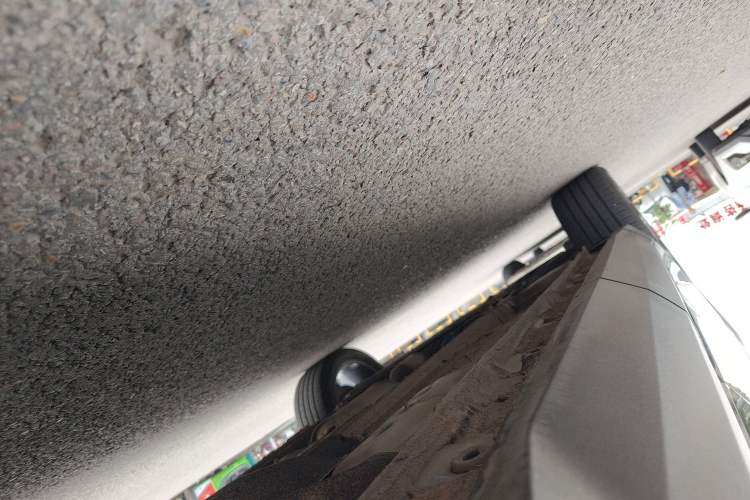 Used Geely Auto FX11 2023 1.5TD DCT Glory Edition Left Side Sill