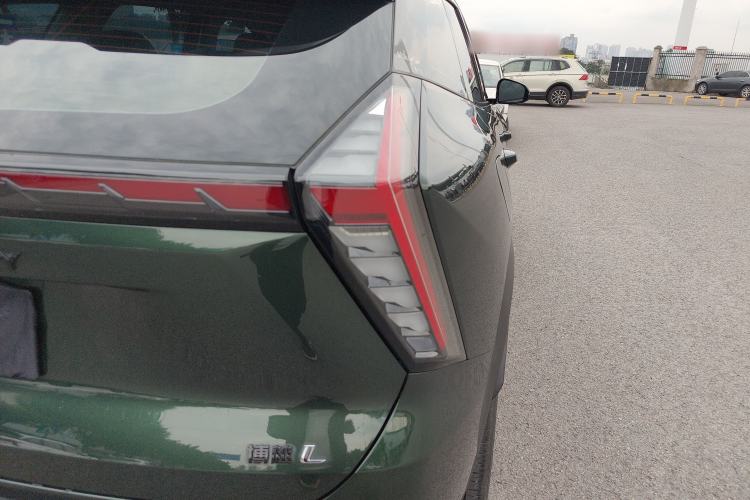 Used Geely Auto FX11 2023 1.5TD DCT Glory Edition Right Rear Taillight