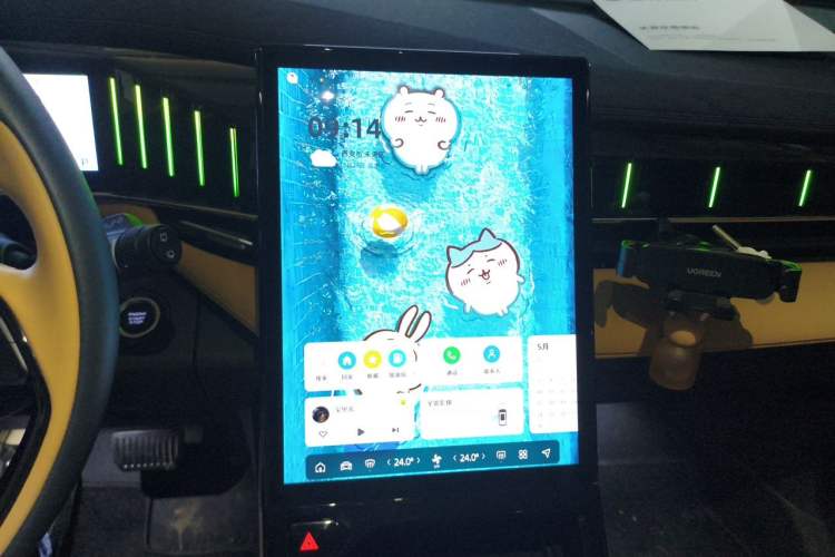 Used Geely Auto FX11 2023 1.5TD DCT Prestige Edition Audio And AC Panel