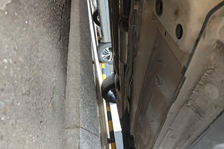 Used Geely Auto FX11 2023 1.5TD DCT Prestige Edition Chassis Front Left