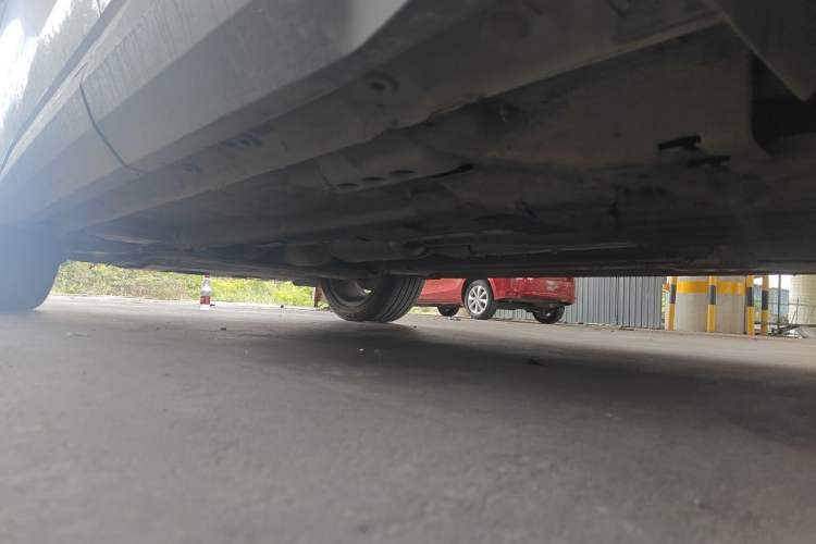Used Geely Auto FX11 2023 1.5TD DCT Prestige Edition Chassis Rear Left