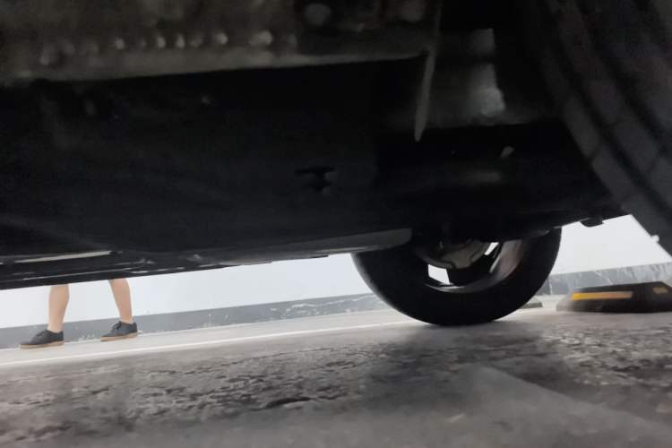 Used Geely Auto FX11 2023 2.0TD DCT Prestige Edition Chassis Rear Left
