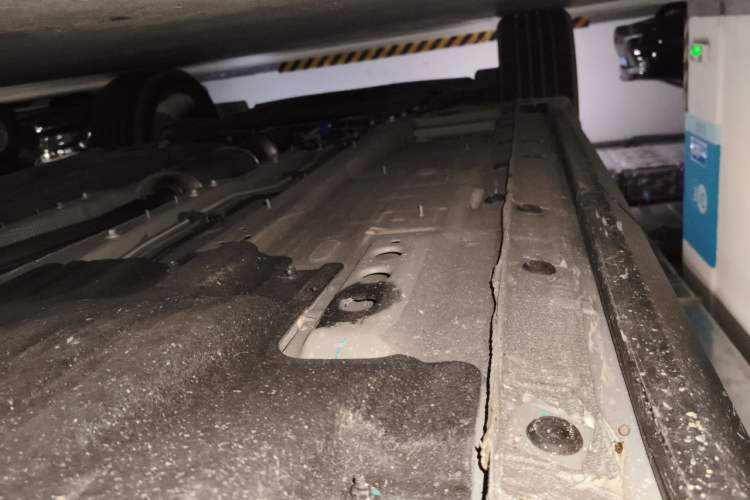 Used Geely Auto FX11 2023 1.5TD DCT Prestige Edition Chassis Rear Left