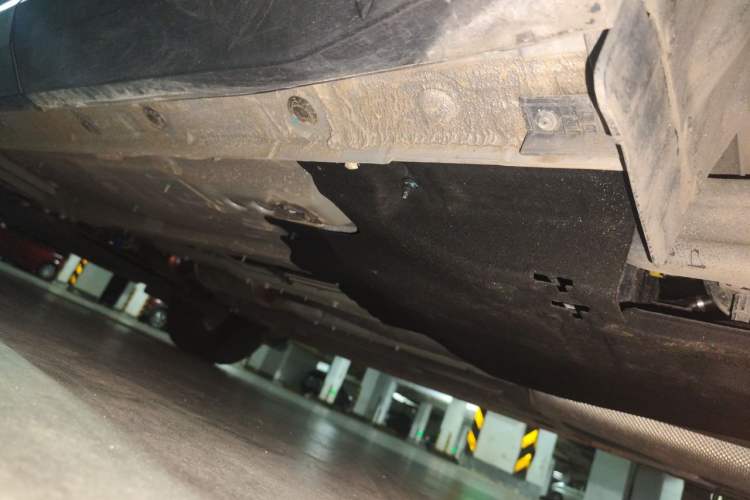 Used Geely Auto FX11 2023 1.5TD DCT Prestige Edition Chassis Rear Left