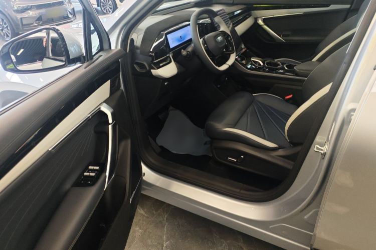 Used Geely Auto FX11 2023 1.5TD DCT Glory Edition Driver Seat