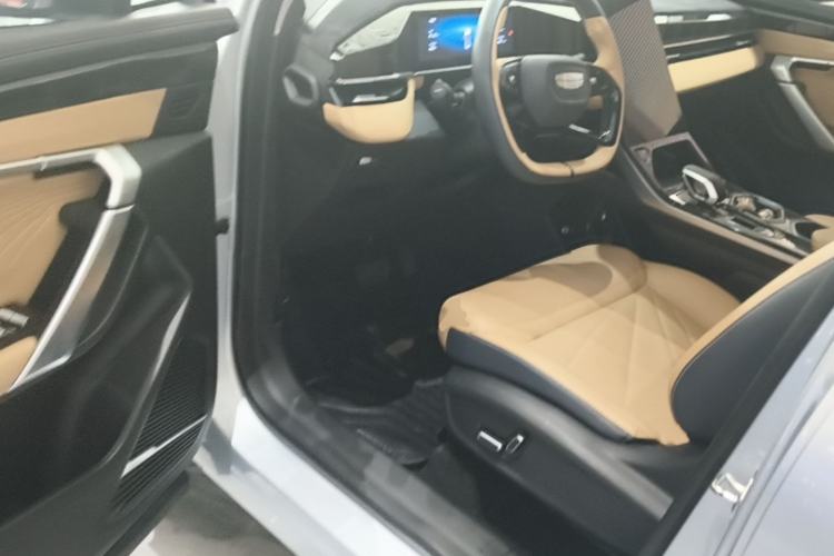 Used Geely Auto FX11 2023 2.0TD DCT Prestige Edition Driver Seat