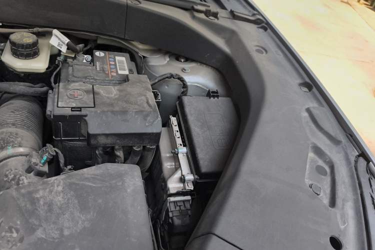 Used Geely Auto FX11 2023 2.0TD DCT Prestige Edition Engine Bay Left