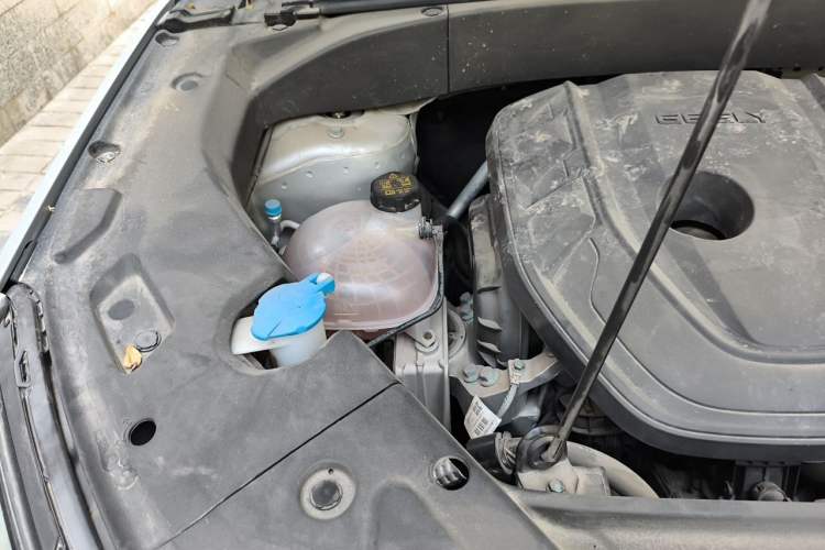 Used Geely Auto FX11 2023 2.0TD DCT Prestige Edition Engine Bay Right