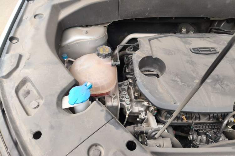Used Geely Auto FX11 2023 1.5TD DCT Glory Edition Engine Bay Right