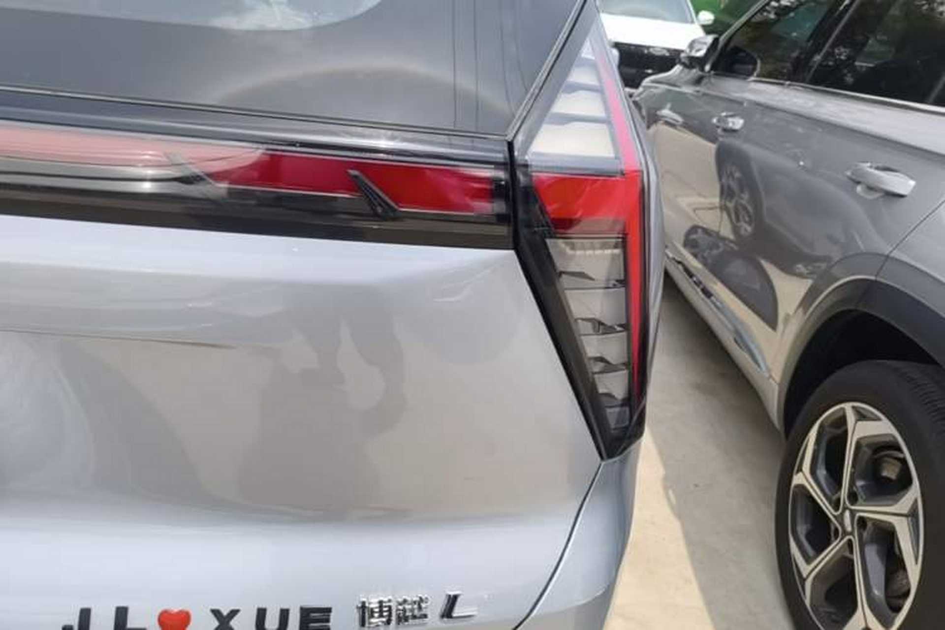 Used Geely Auto FX11 2023 1.5TD DCT Prestige Edition Exterior 3