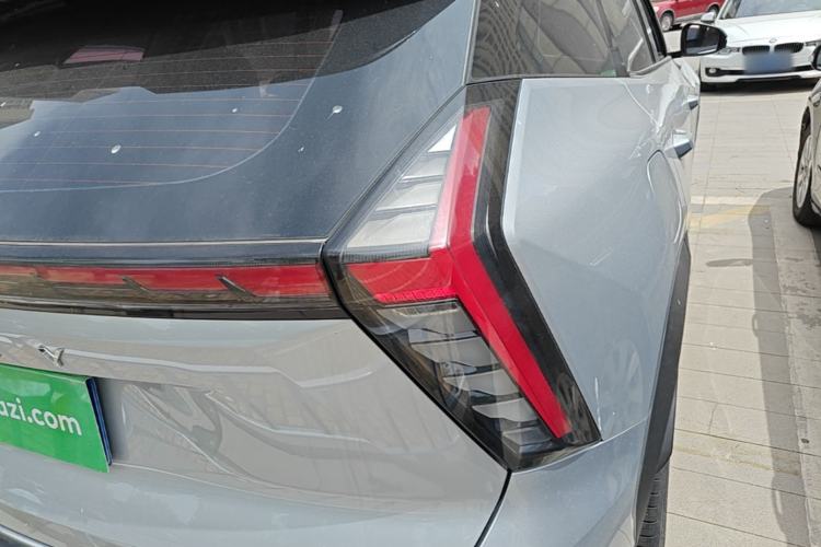 Used Geely Auto FX11 2023 2.0TD DCT Prestige Edition Exterior 3