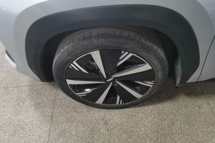 Used Geely Auto FX11 2023 2.0TD DCT Flagship Version Exterior 4
