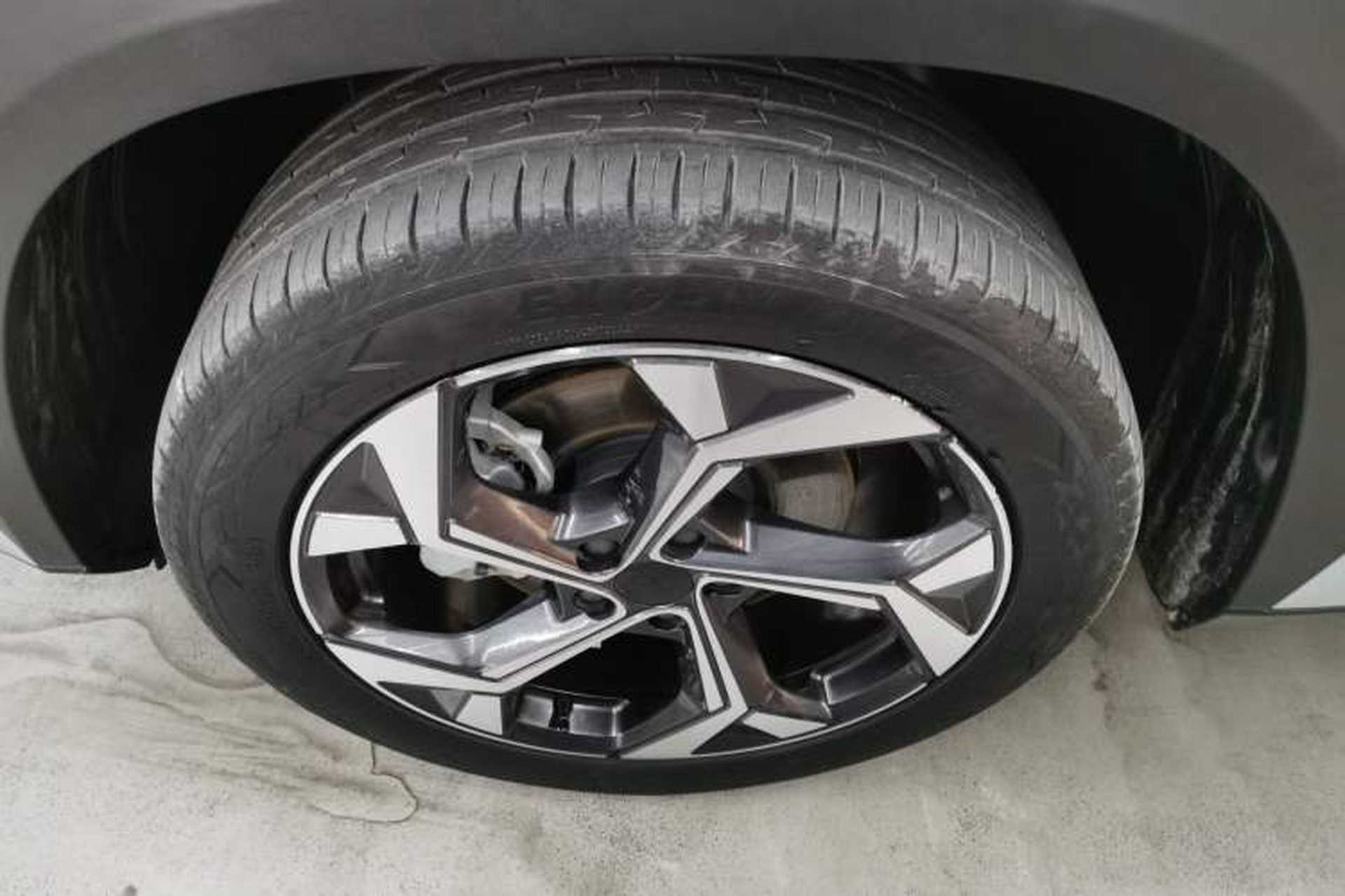 Used Geely Auto FX11 2023 1.5TD DCT Prestige Edition Exterior 4