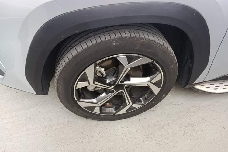 Used Geely Auto FX11 2023 2.0TD DCT Flagship Version Exterior 4
