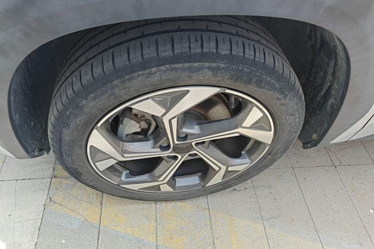 Used Geely Auto FX11 2023 2.0TD DCT Prestige Edition Exterior 4