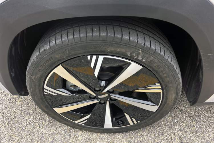 Used Geely Auto FX11 2023 2.0TD DCT Flagship Version Exterior 8