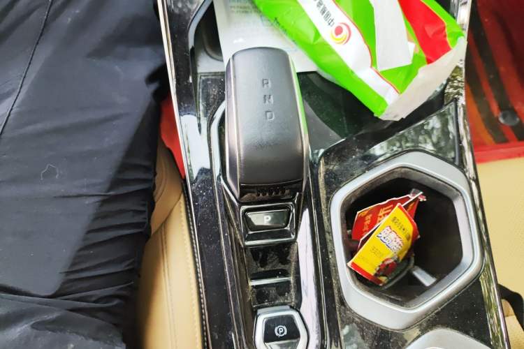 Used Geely Auto FX11 2023 1.5TD DCT Prestige Edition Gear Lever