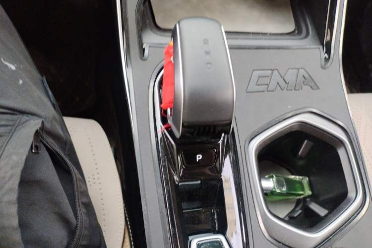 Used Geely Auto FX11 2023 1.5TD DCT Prestige Edition Gear Lever