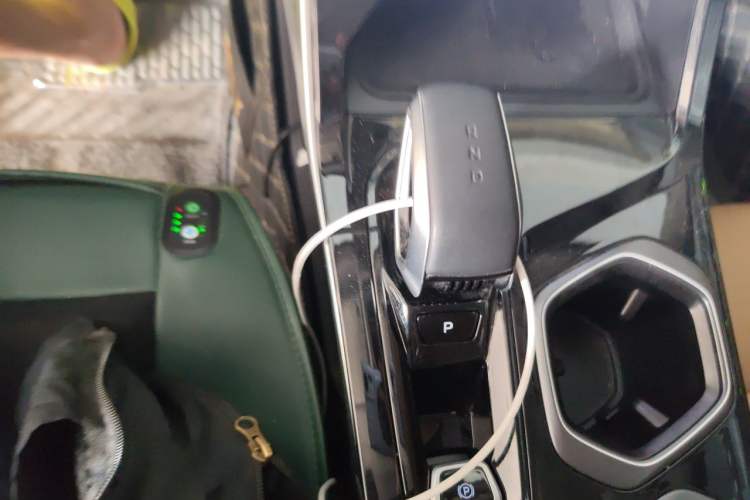 Used Geely Auto FX11 2023 1.5TD DCT Prestige Edition Gear Lever