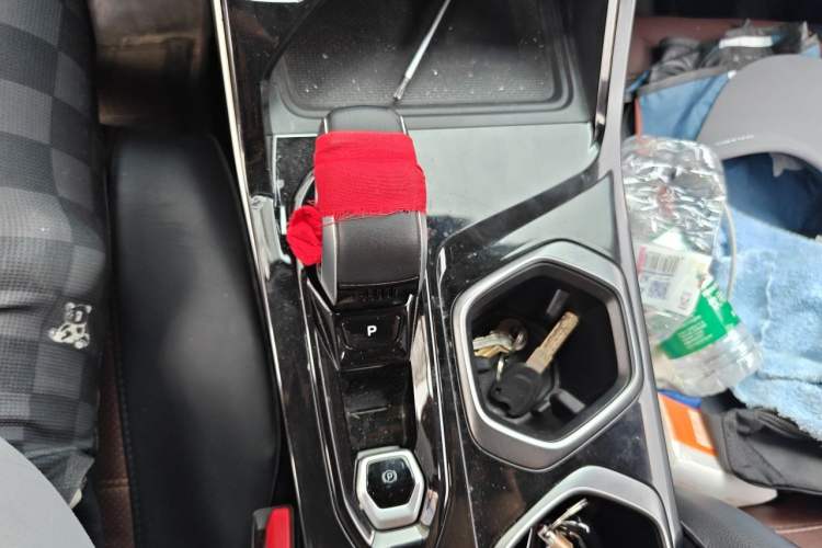 Used Geely Auto FX11 2023 1.5TD DCT Prestige Edition Gear Lever