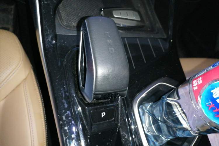 Used Geely Auto FX11 2023 1.5TD DCT Prestige Edition Gear Lever