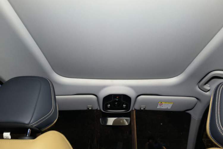 Used Geely Auto FX11 2023 1.5TD DCT Prestige Edition Headliner