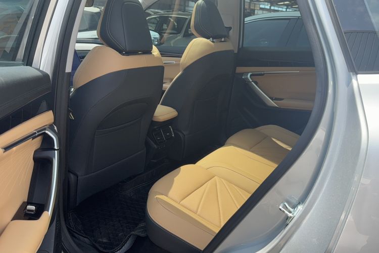 Used Geely Auto FX11 2023 1.5TD DCT Prestige Edition Interior 2