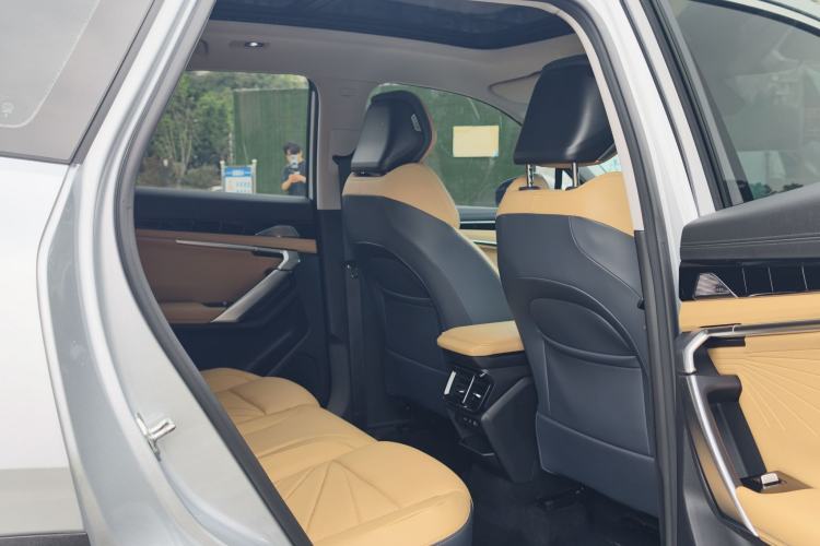 Used Geely Auto FX11 2023 1.5TD DCT Prestige Edition Interior 3