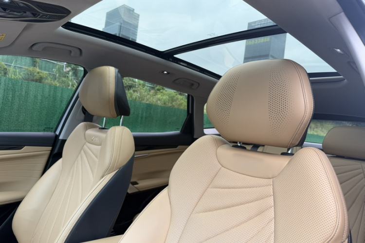 Used Geely Auto FX11 2023 2.0TD DCT Prestige Edition Interior 4