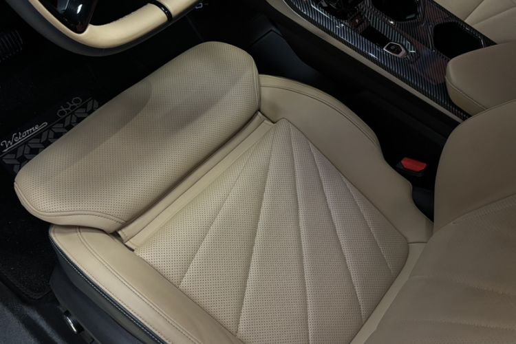 Used Geely Auto FX11 2023 2.0TD DCT Flagship Version Interior 5
