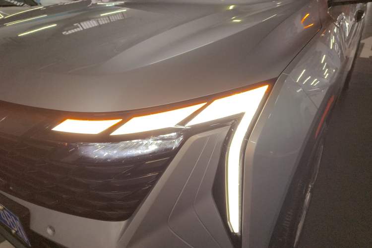 Used Geely Auto FX11 2023 1.5TD DCT Prestige Edition Left Front Headlight