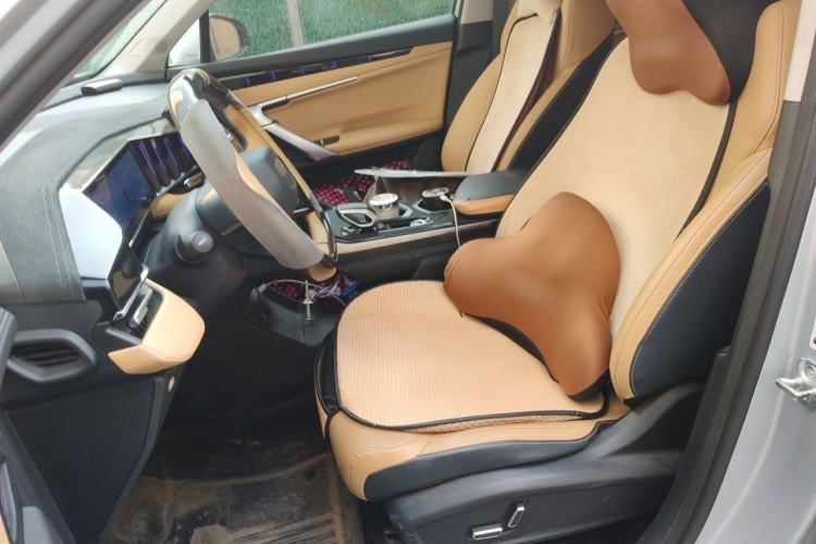 Used Geely Auto FX11 2023 1.5TD DCT Prestige Edition Left Front Seat