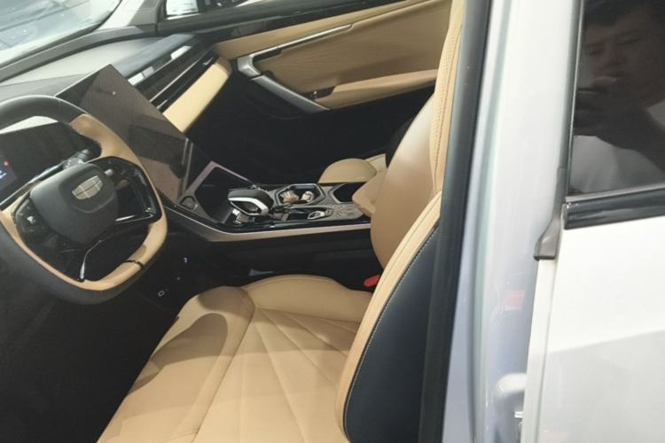 Used Geely Auto FX11 2023 2.0TD DCT Prestige Edition Left Front Seat
