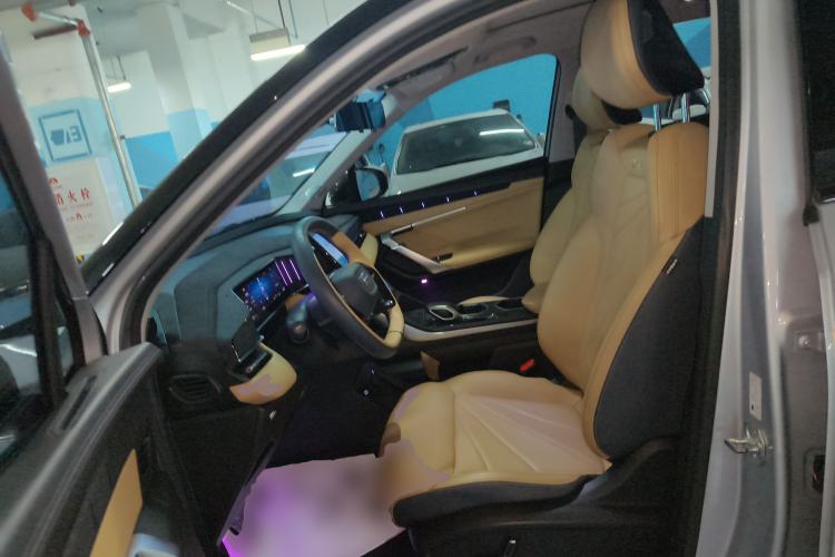 Used Geely Auto FX11 2023 1.5TD DCT Prestige Edition Left Front Seat