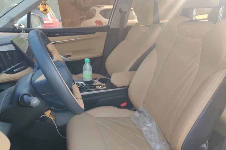 Used Geely Auto FX11 2023 1.5TD DCT Prestige Edition Left Front Seat