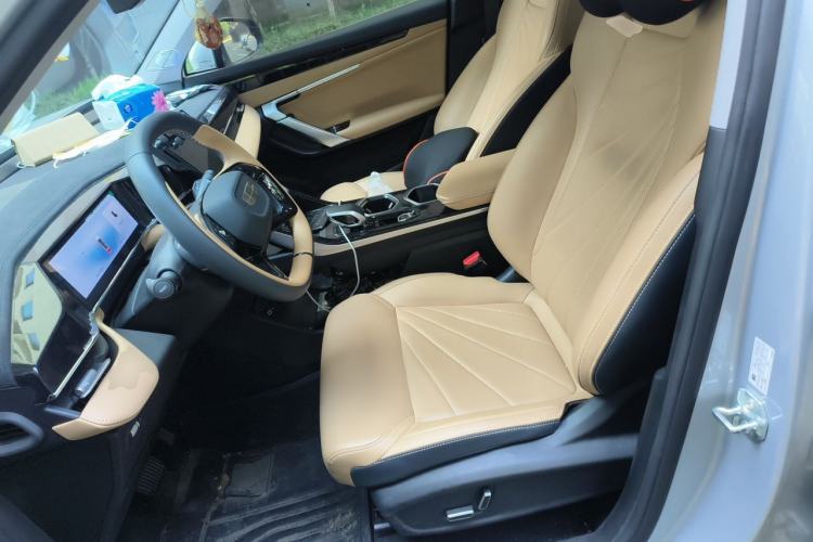 Used Geely Auto FX11 2023 1.5TD DCT Prestige Edition Left Front Seat