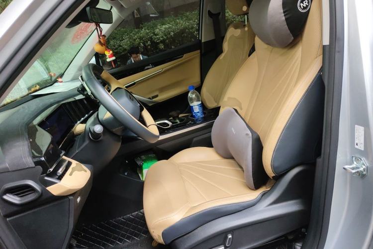 Used Geely Auto FX11 2023 1.5TD DCT Prestige Edition Left Front Seat