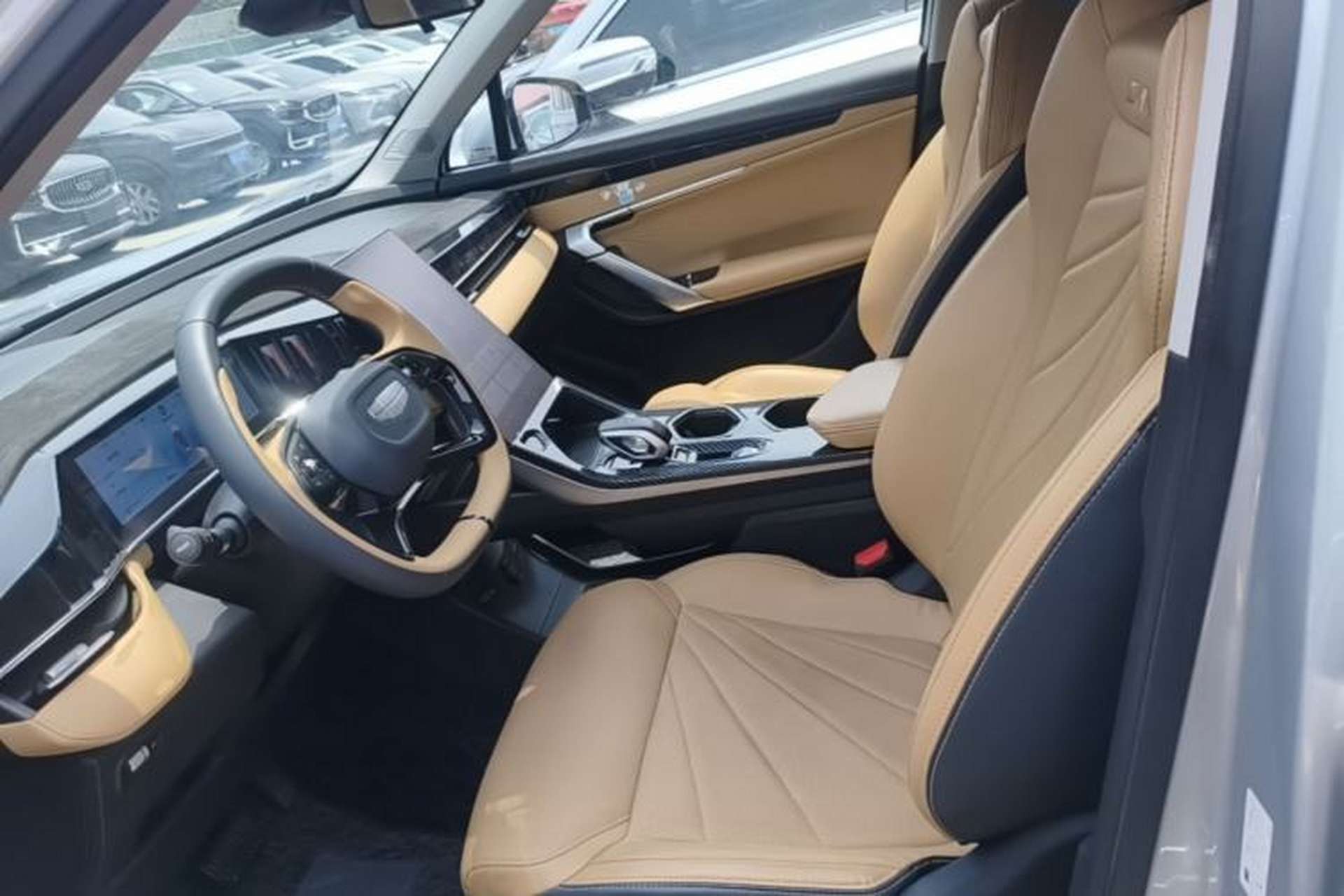 Used Geely Auto FX11 2023 1.5TD DCT Prestige Edition Left Front Seat