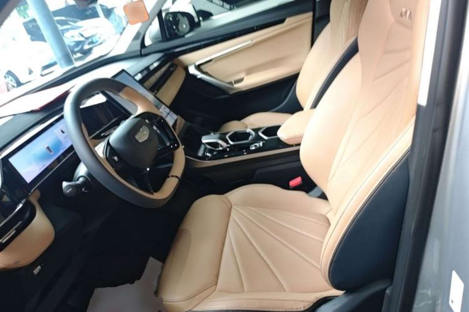 Used Geely Auto FX11 2023 1.5TD DCT Prestige Edition Left Front Seat