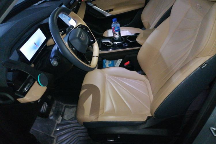 Used Geely Auto FX11 2023 1.5TD DCT Prestige Edition Left Front Seat