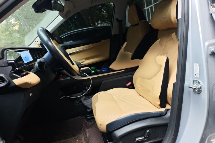 Used Geely Auto FX11 2023 1.5TD DCT Prestige Edition Left Front Seat