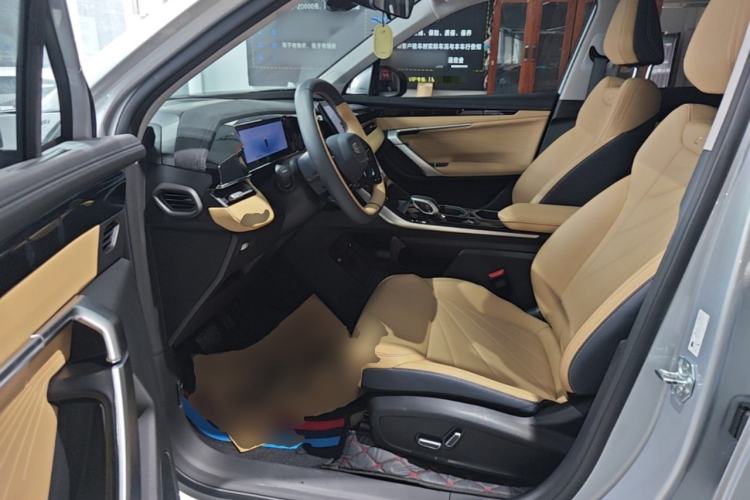 Used Geely Auto FX11 2023 1.5TD DCT Prestige Edition Left Front Seat