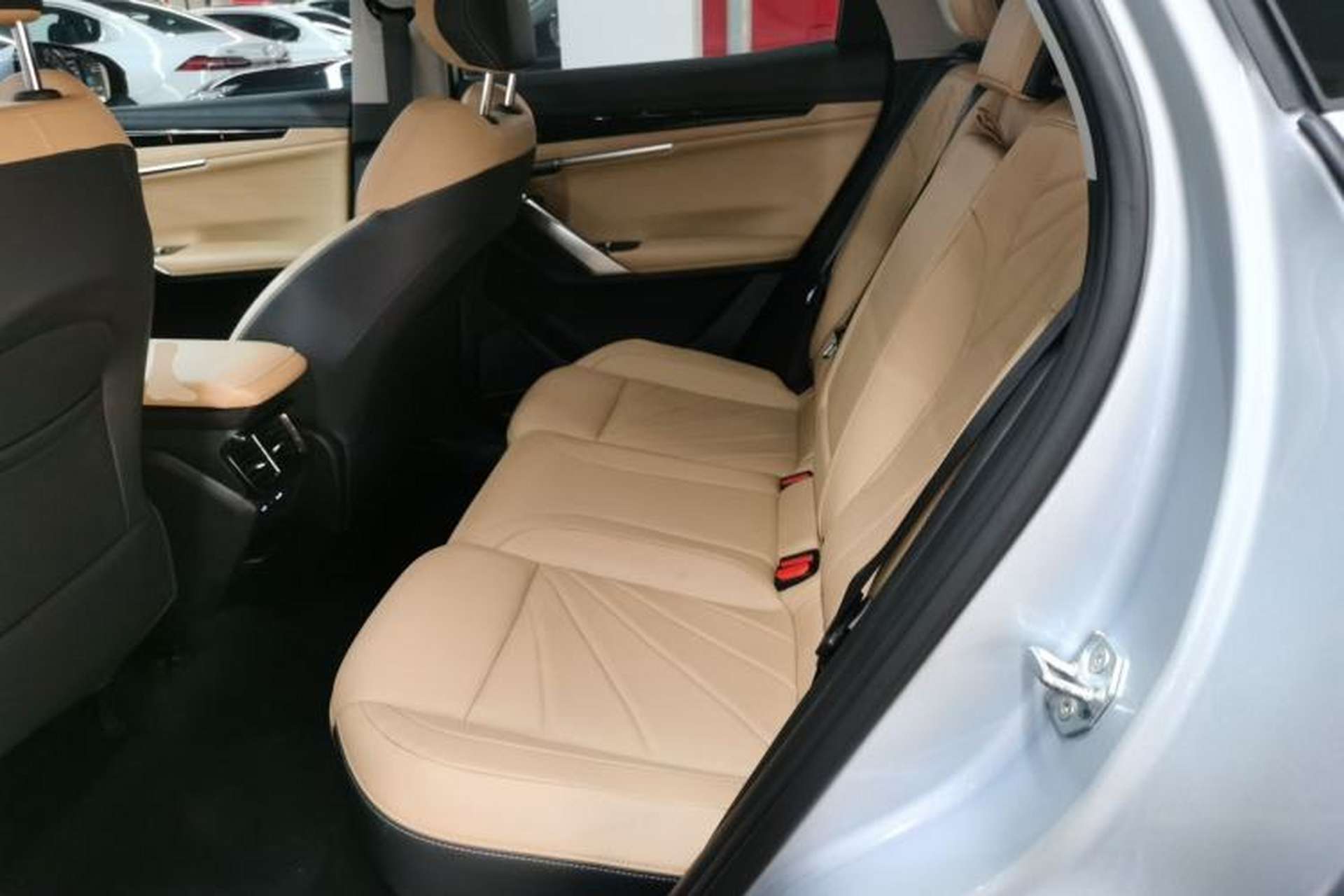 Used Geely Auto FX11 2023 1.5TD DCT Prestige Edition Left Rear Seat